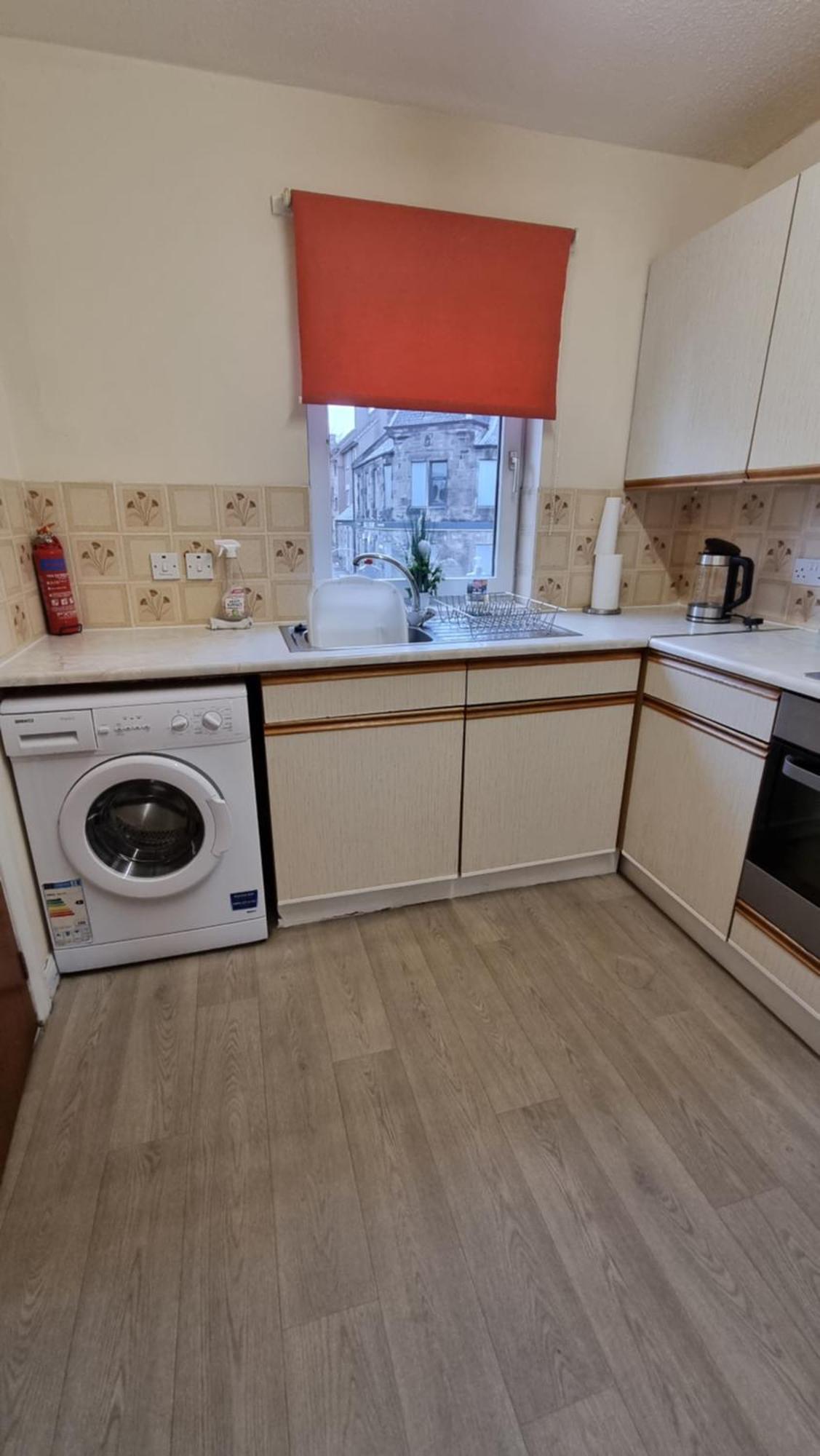 Faodail, 1 Bed Studio Apartment At Ravenscraig Castle And Park Кърколди Екстериор снимка